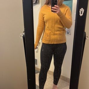 100% Cashmere Tahari sweater